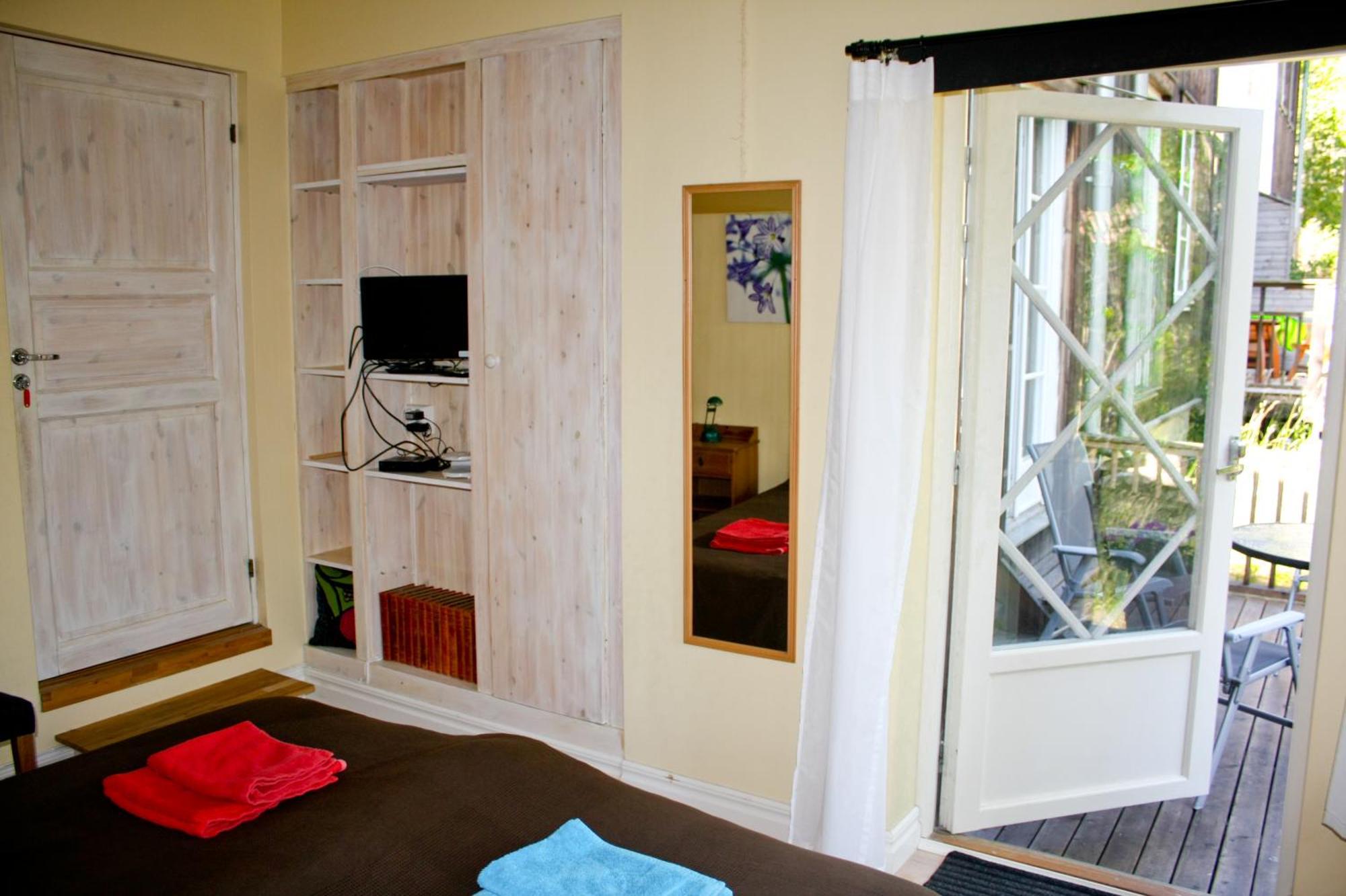 B&B Eco-Village 12 Min From City 스톡홀름 외부 사진
